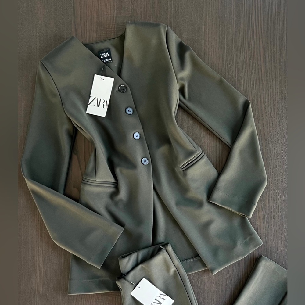 Zara Dark Green Suit Set - Picture 2 of 10